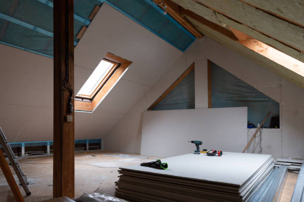 Best Specialized Insulation Services in Follansbee, WV